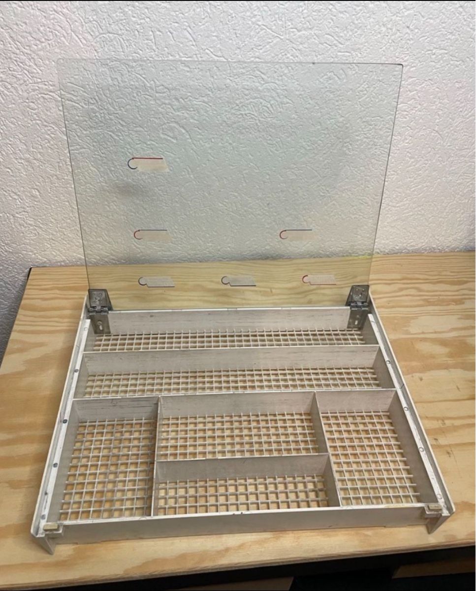 Gillette Rasoirs & Lames de rasage: Gillette Ladendisplay Vitrine – D'occasion à Schliern b. Köniz par Trebesch 1