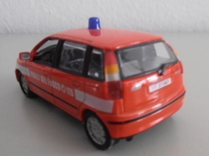 Fiat Modellini d'auto: Fiat Punto Vigili del Fuoco , 1:43 – Usato da Goldach venduto da Feivel9 6
