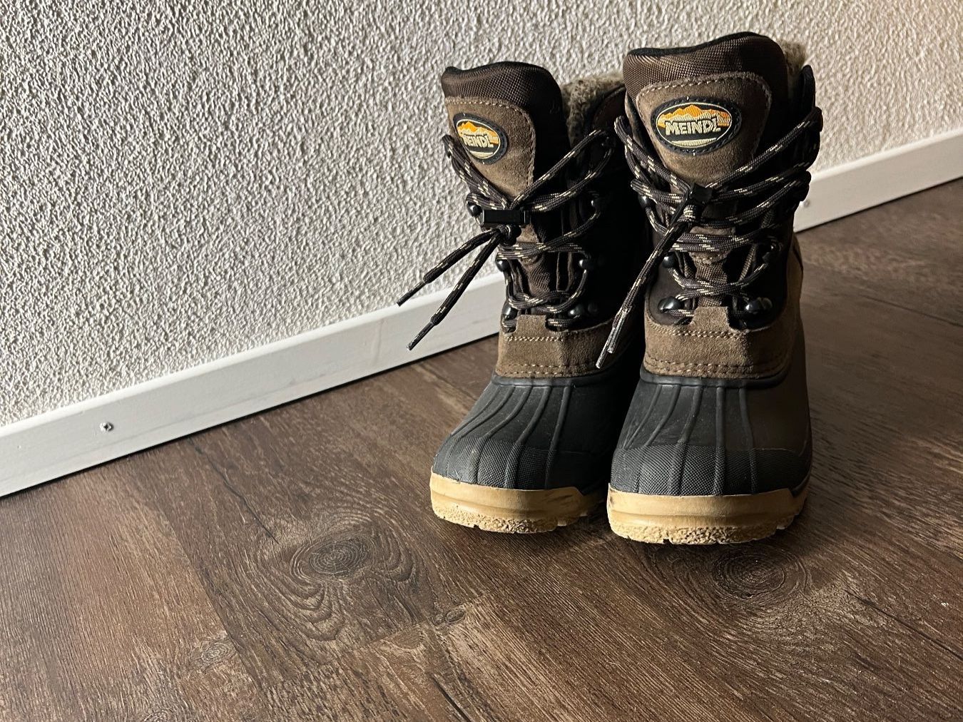 Meindl Scarpe per ragazzi: MEINDEL SCHUHE Wasserdicht Gr.34 – Usato da Neuendorf venduto da flury4623 3