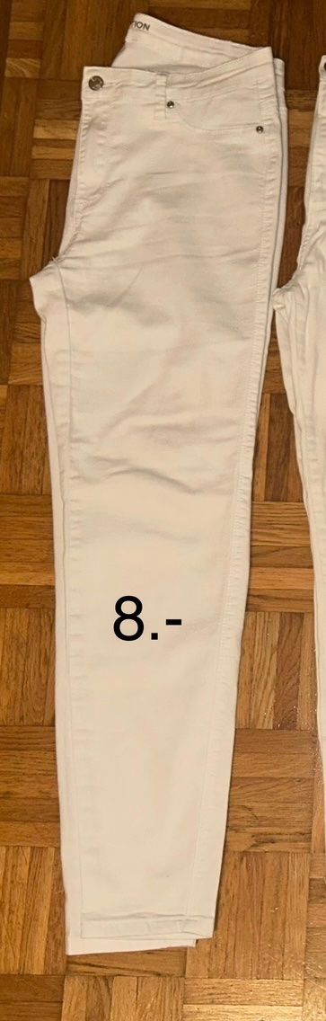 Jeans: Jeans Damen Grösse L – Nuovo (secondo la descrizione) da Adliswil venduto da sil_v8dy