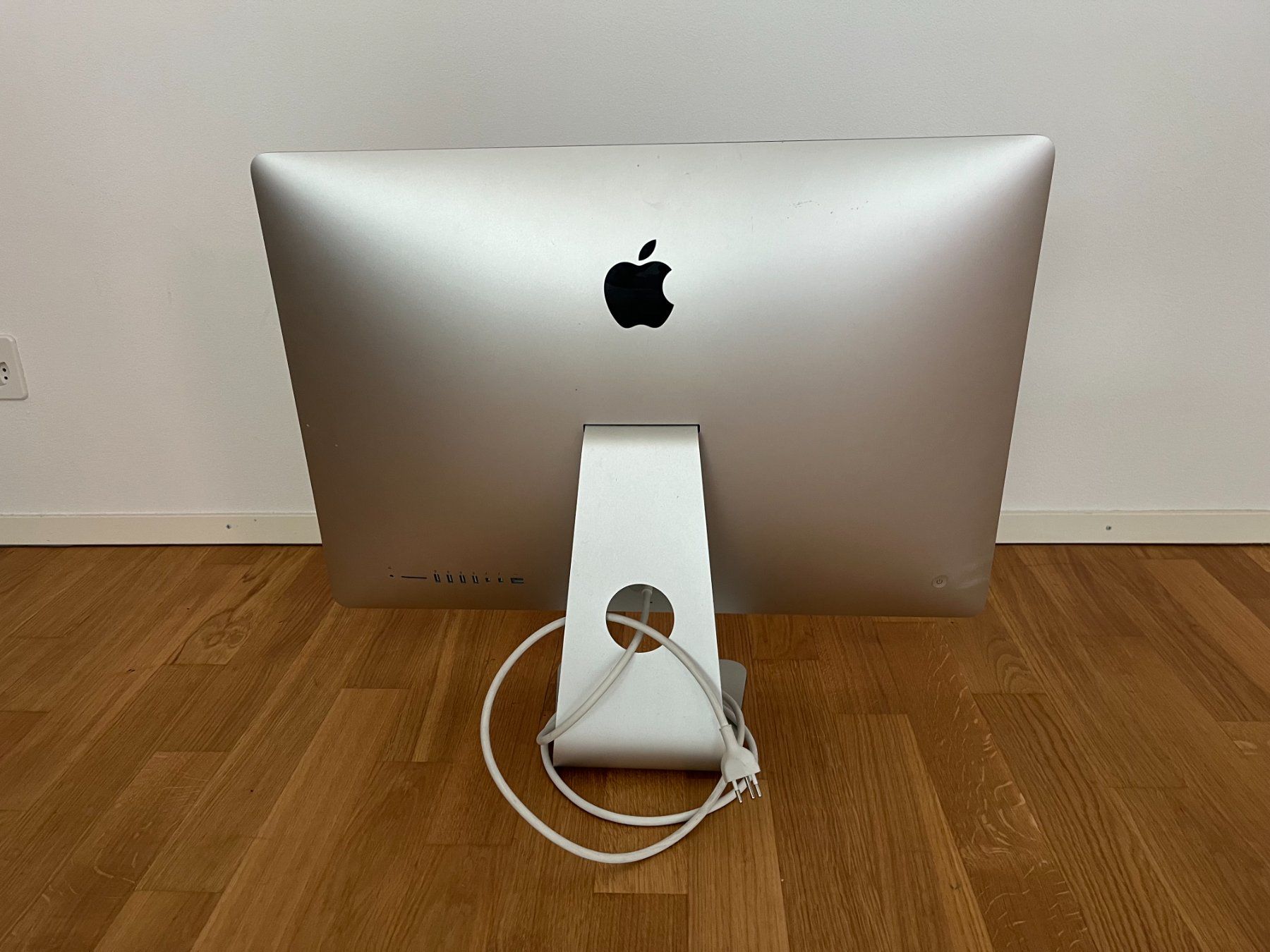 Apple PCs: iMac 27" (2017) – D'occasion à Biel/Bienne par fou_7h5l 1