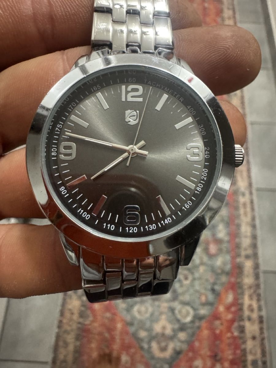 Uhren: Armbanduhr Silberton – Gebraucht aus Gerlafingen von naj_vj8s
