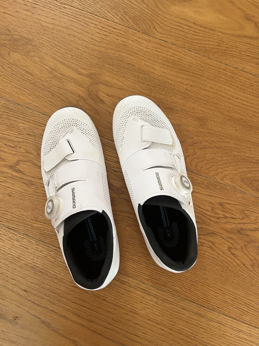 Scarpe da donna: Chaussures à clips vélo de route  – Usato da Albeuve venduto da jan_rz58
