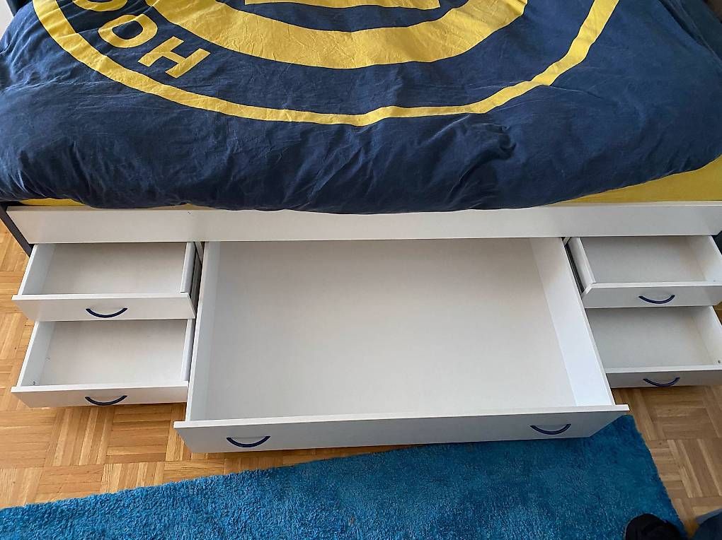 Betten: chambre ados – Gebraucht aus montmollin von diego023 2