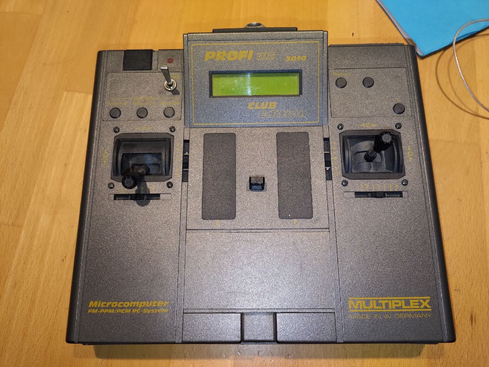 Multiplex Telecomando: Multiplex Profi mc 3010 mit 2,4GHz Modul von Jeti – Usato da Zürich venduto da Hawk18