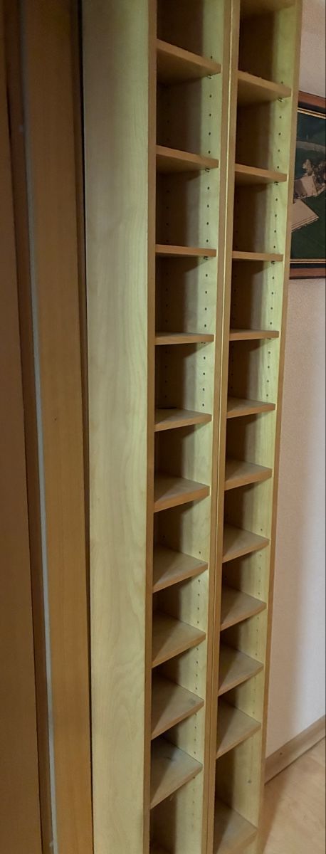 Ikea Scaffali: 2 Billy Ikea CD Regale – Usato da Däniken SO venduto da Sonjab0