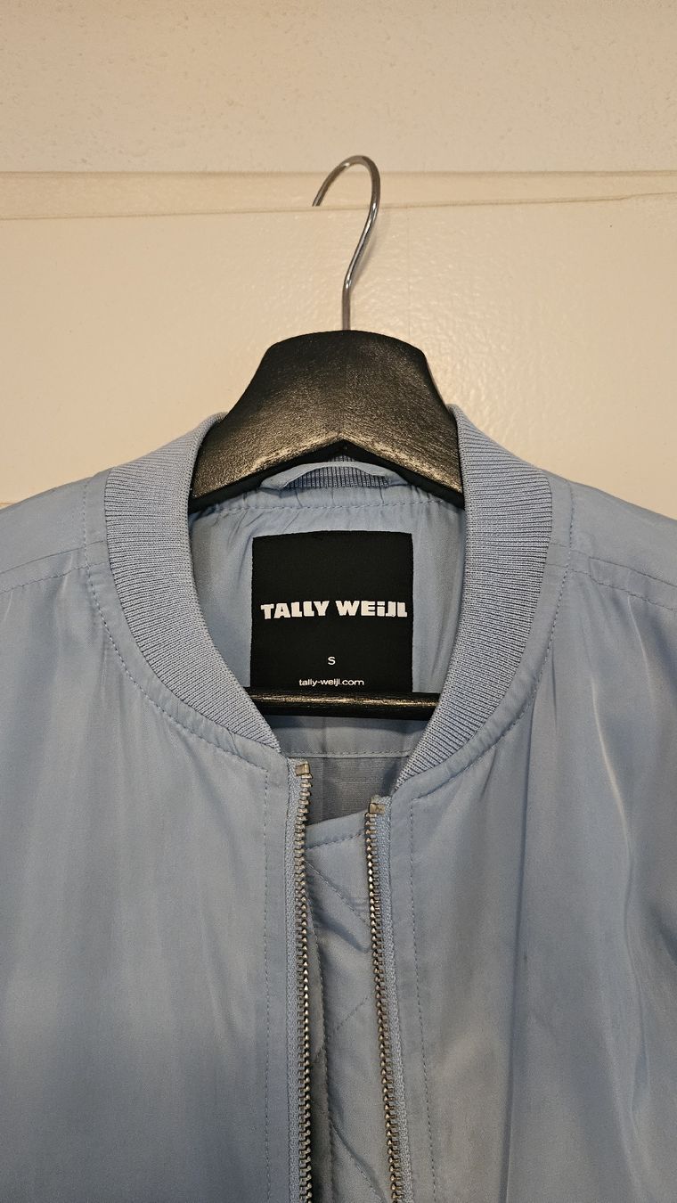 Tally Weijl Giacche: Leichte Bomberjacke Babyblau Gr. S – Usato da Kaufdorf venduto da tan_mr6n 1