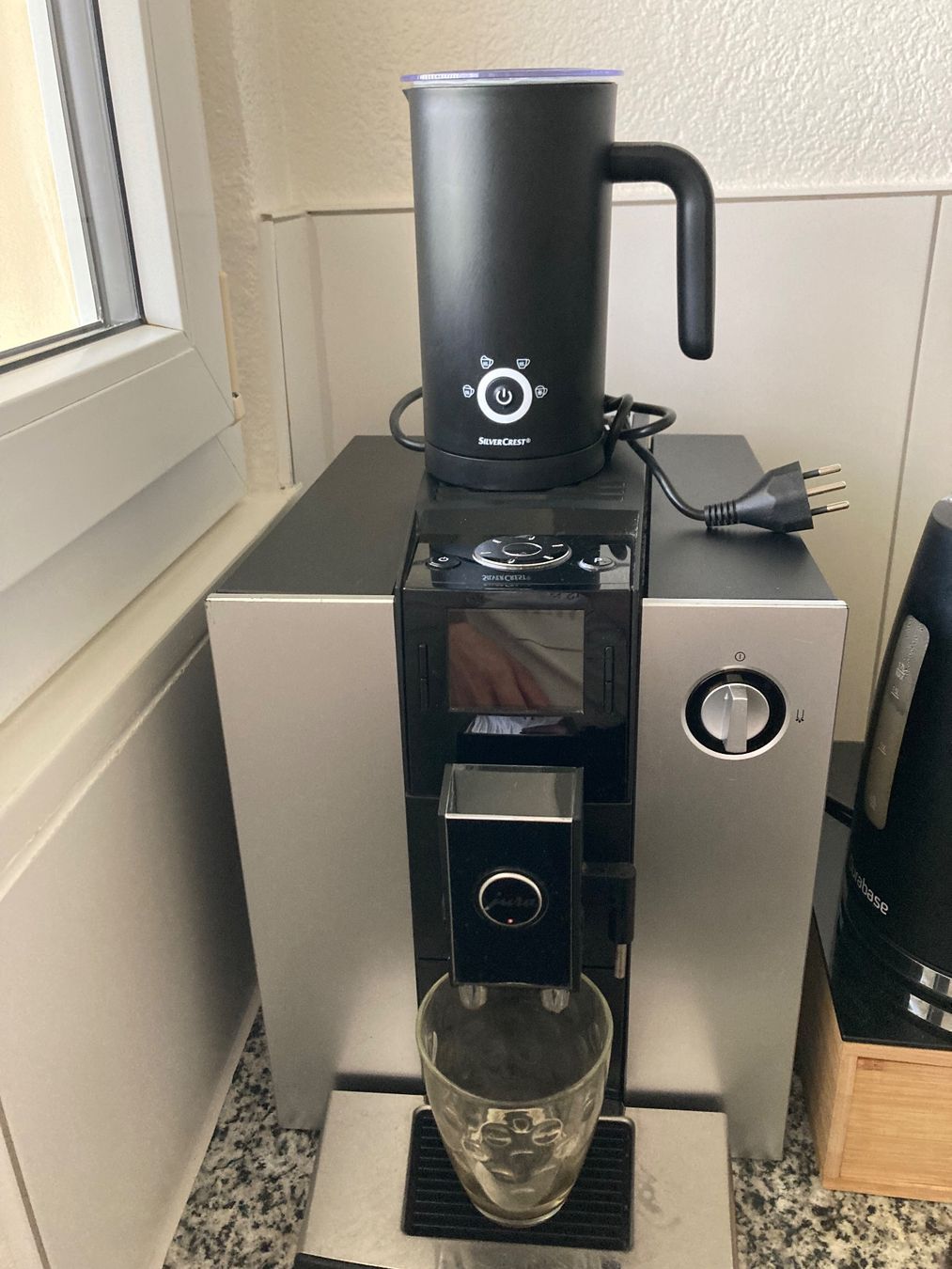 Jura Kaffeemaschinen & Espressomaschinen: Jura Kaffeemaschine – Gebraucht aus Niederscherli von ypsilon315 5