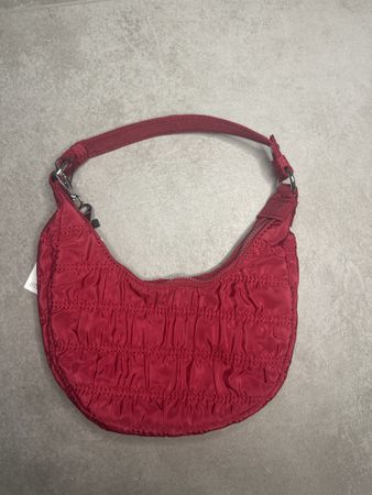 Handtasche rot