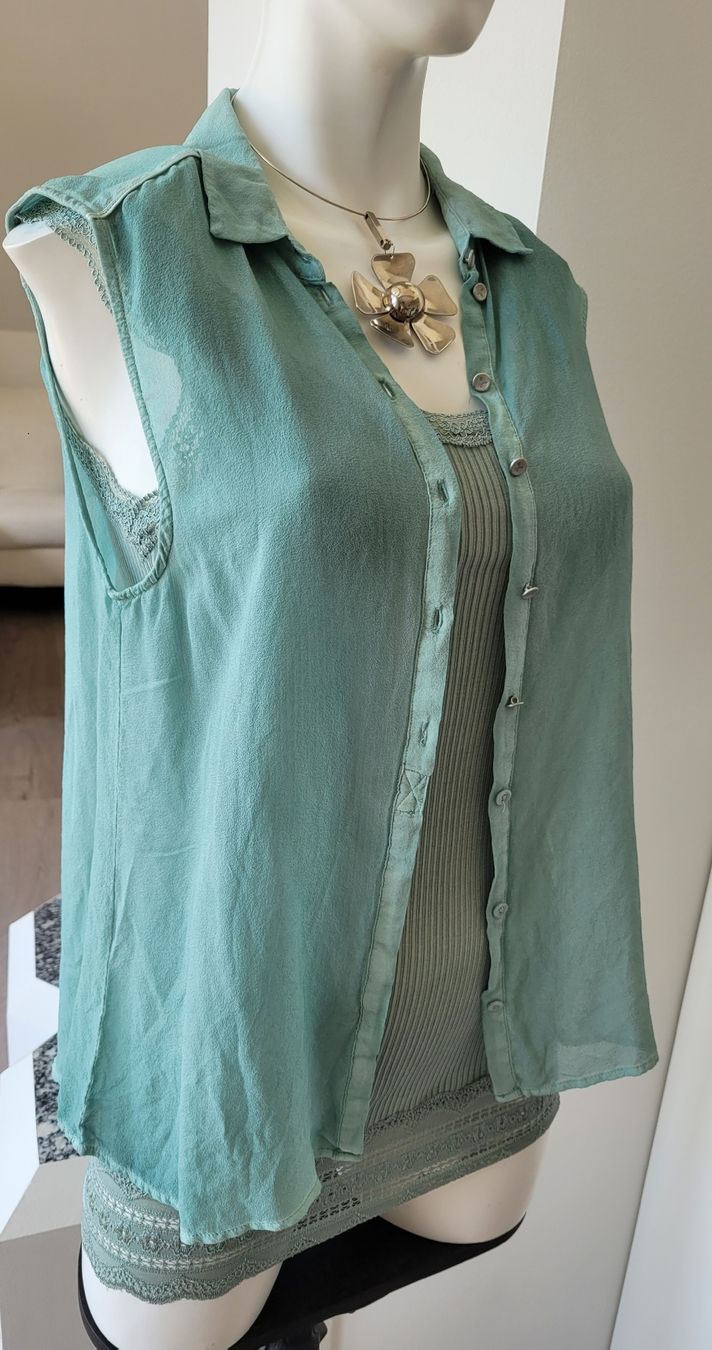 Nile Camicette: Nile edle Bluse & Spitzen-Top, Seide, Grösse S NEU – Nuovo e nell'imballaggio originale da Rüti ZH venduto da Kathleen 2