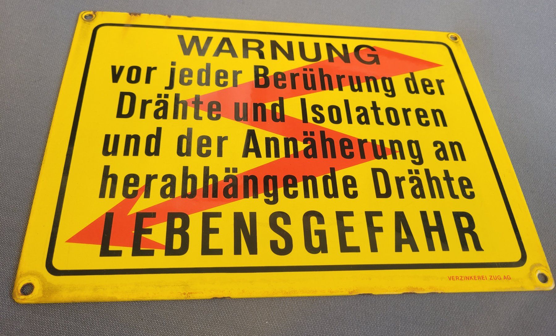SBB/CFF/FFS Schilder: Emailschild SBB, Warnschild – Gebraucht aus Kriens von KTP