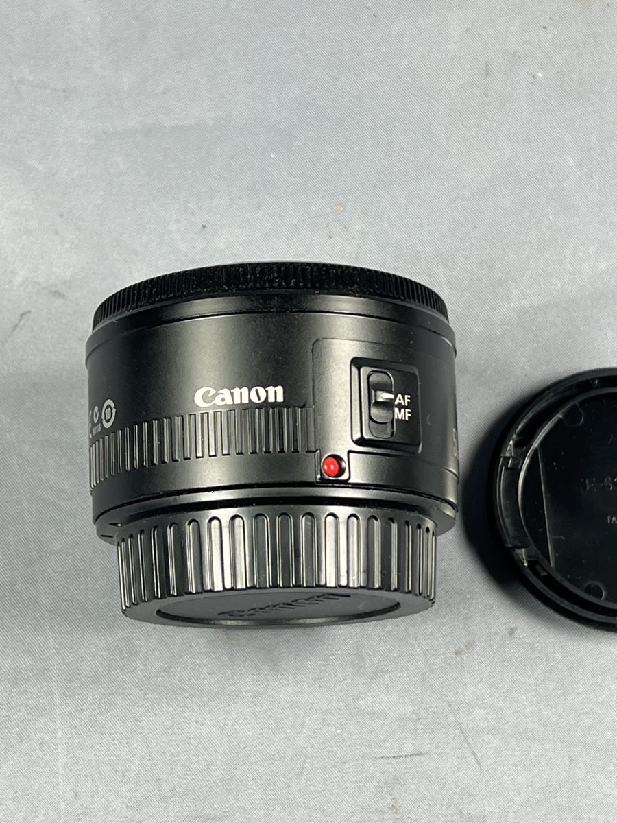 Canon Obiettivi: Canon EF 50/1.8 II – Usato da Thônex venduto da lufoto 1