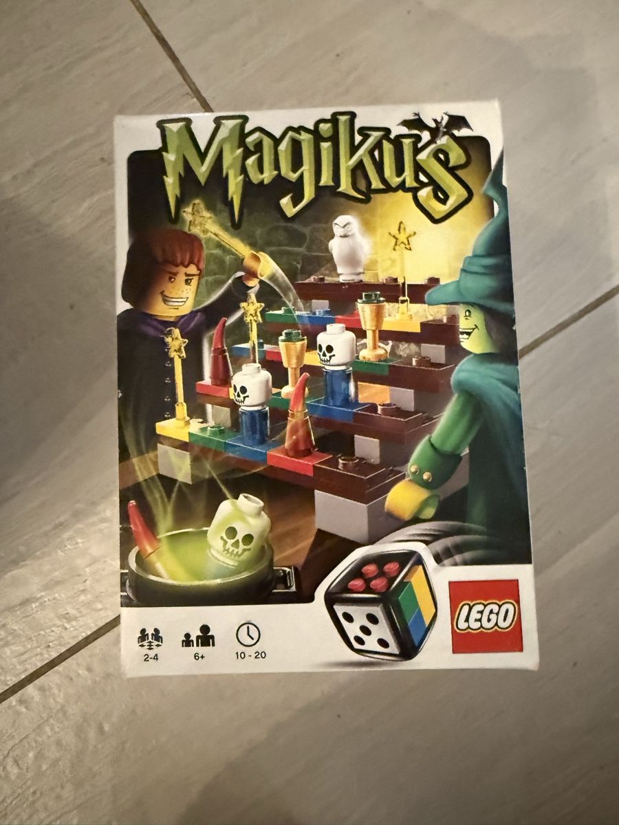 Lego Kit di costruzioni: Lego Magikus Board Game - Complete Set – Usato da Zollikerberg venduto da Pandasha