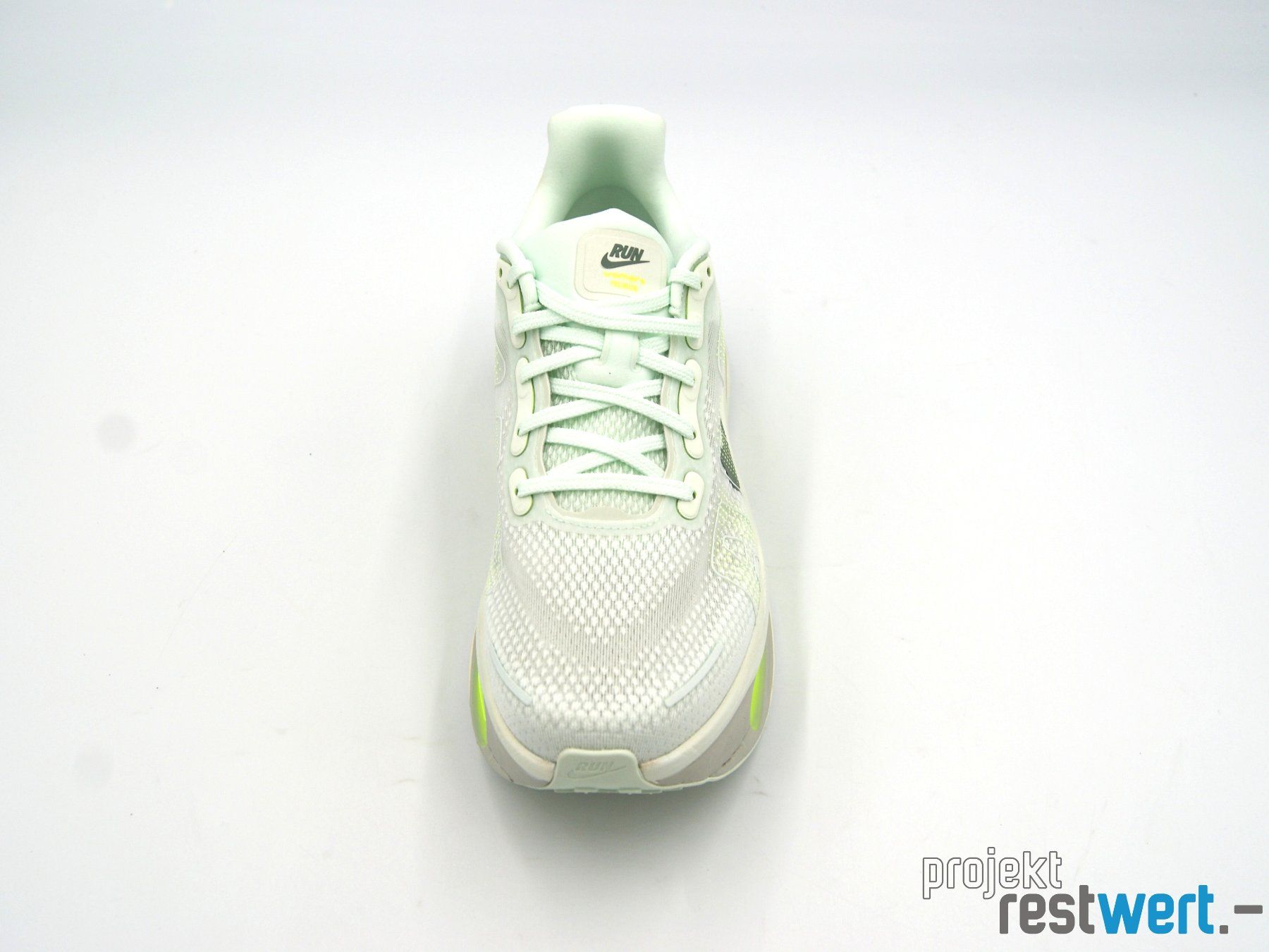 Nike Scarpe da uomo: Nike Vomero Premium Sneakers Grösse 43 – Nuovo (secondo la descrizione) da Bülach venduto da restwert_buelach 3