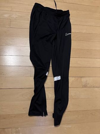 Nike Trainerhose Grösse S