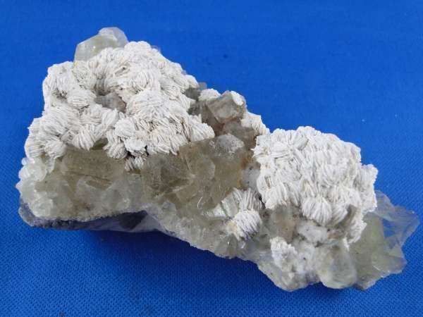 Minerali & Pietre curative: Baryt auf Fluorit-Matrix – Usato da Schinznach Bad venduto da Demerald 4