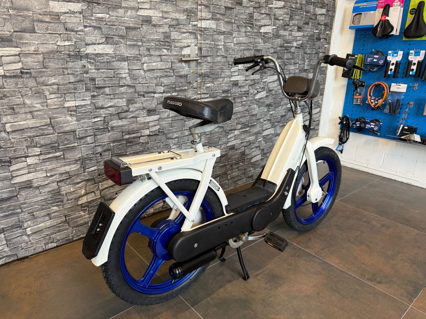 Piaggio Ciclomotori: Piaggio Ciao Neuaufbau – Usato da Root venduto da E.H.Velo 2
