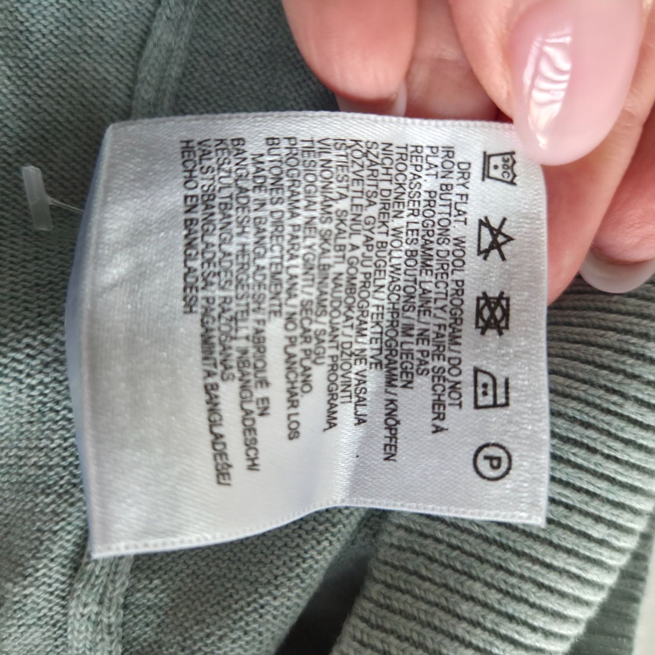 Mexx Maglioni & Felpe: MEXX Pullover Mintgrün mit Sternen Y2K, Gr. M – Usato da Winterthur venduto da Ele_Ele18 6