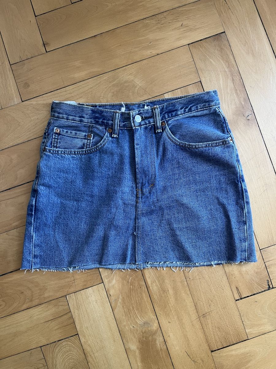 Levi's Gonne: Levi's Jeansrock, Grösse W38 L32 – Usato da Bern venduto da noe_vt6q