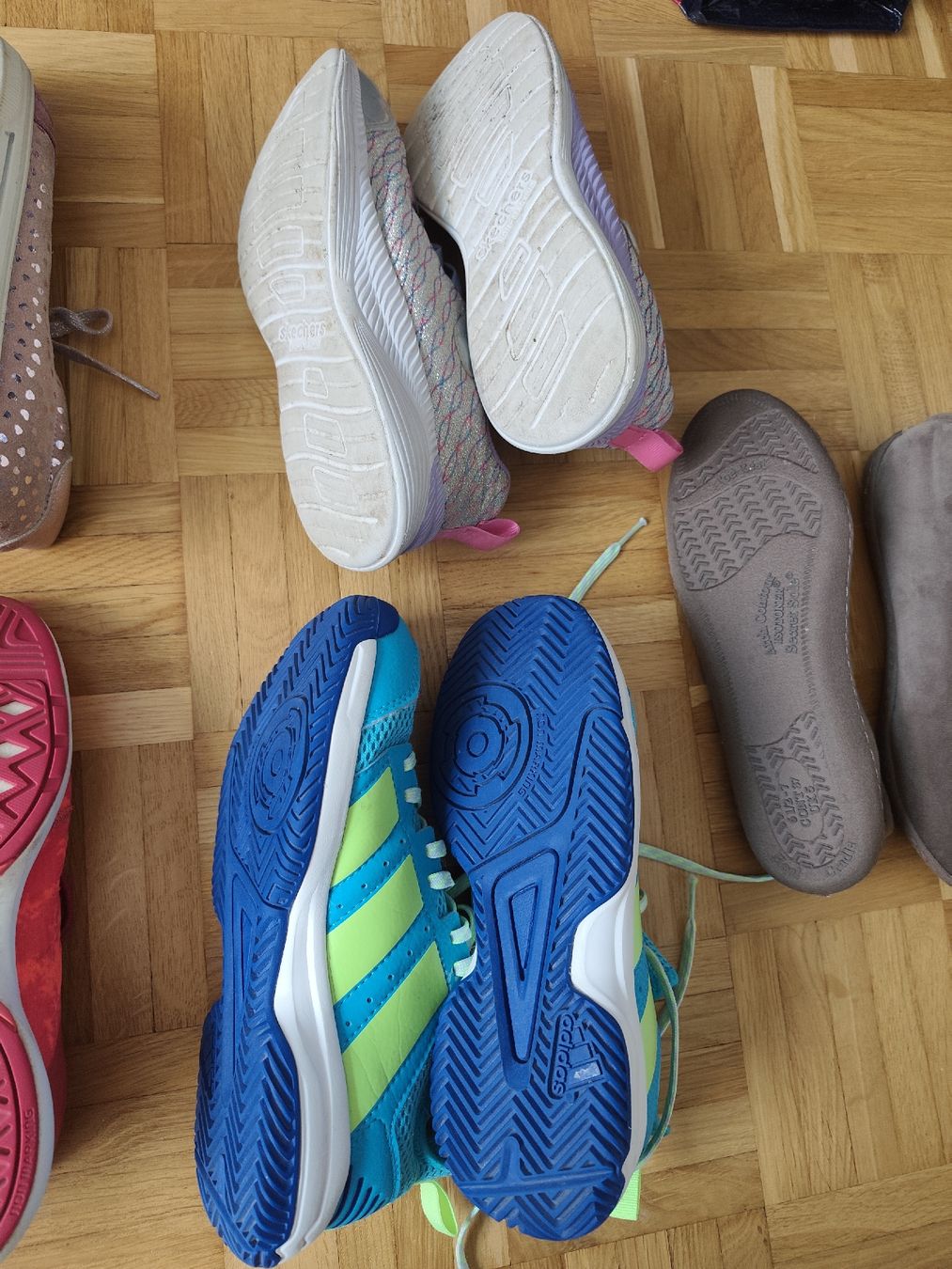 Scarpe per ragazze: Schuhpaket gr. 35 – Usato da Muttenz venduto da Hermesvonthan 5
