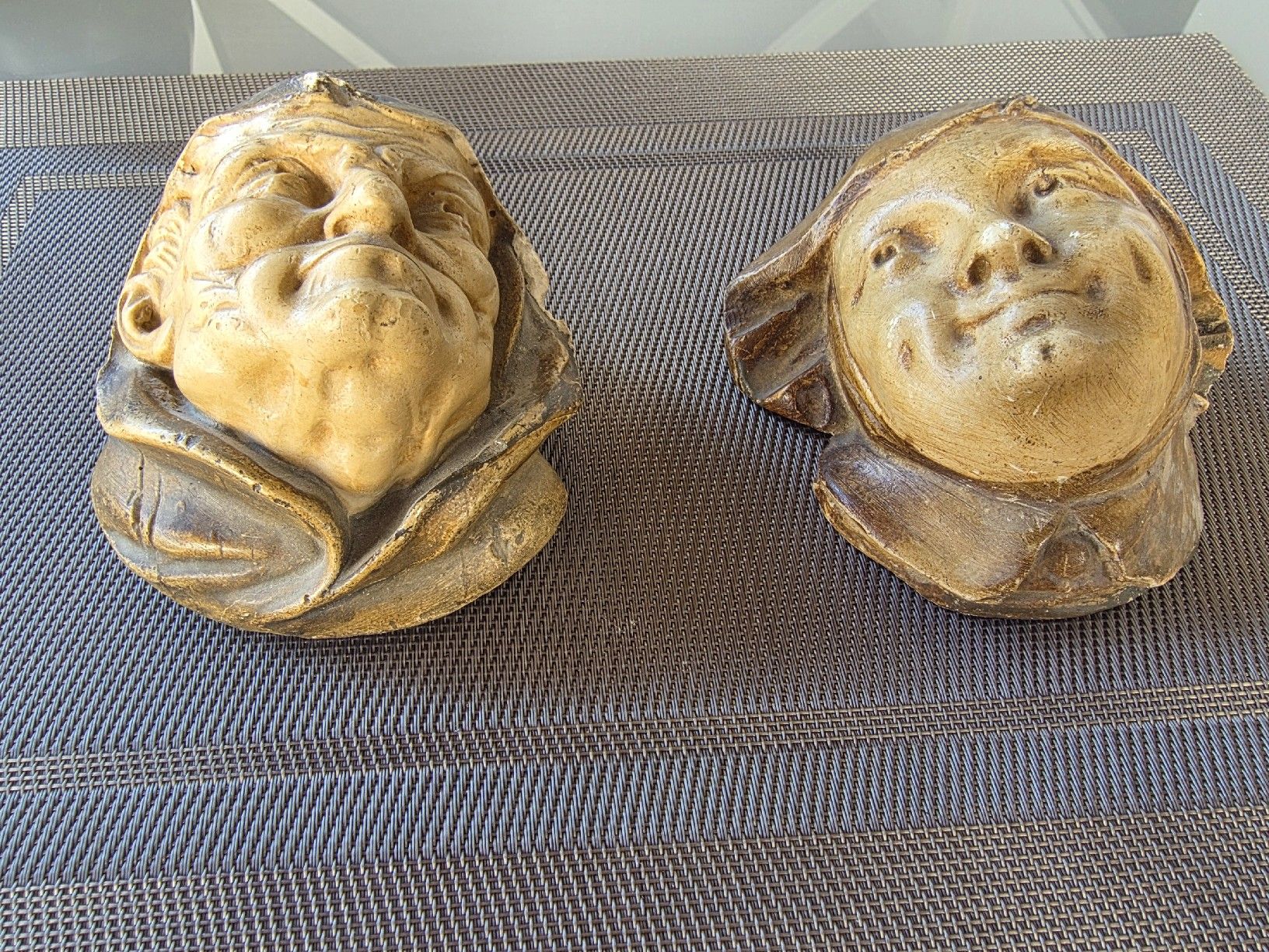 Figuren: Figurenköpfe - Kerzenhalter, 2 Stck., unrestauriert – Gebraucht aus Wil SG von Frank.Kunst-Uhren 1