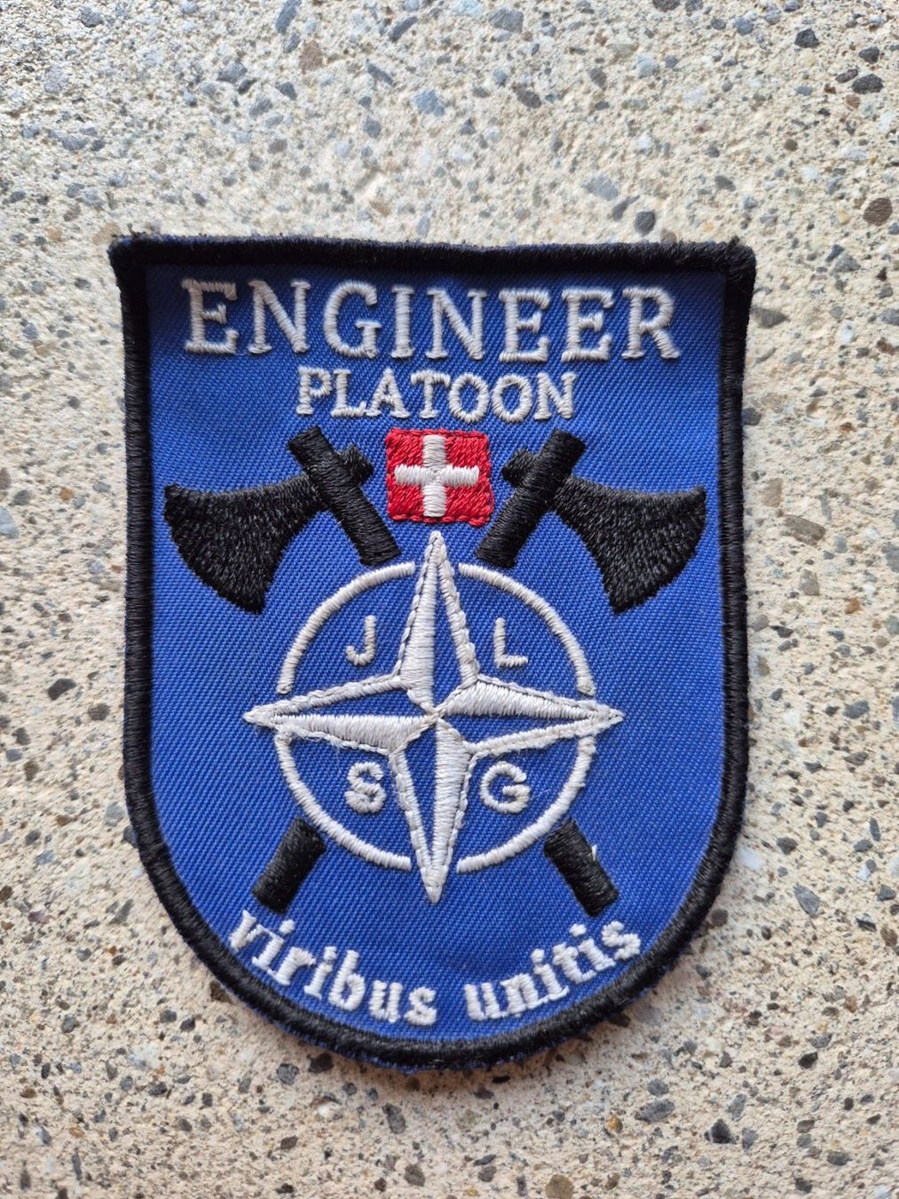 Schweizer Armee Plaketten & Abzeichen: *** Badge Engineer Platoon Swisscoy mit klett *** – Gebraucht aus Riedholz von fr_sIruP