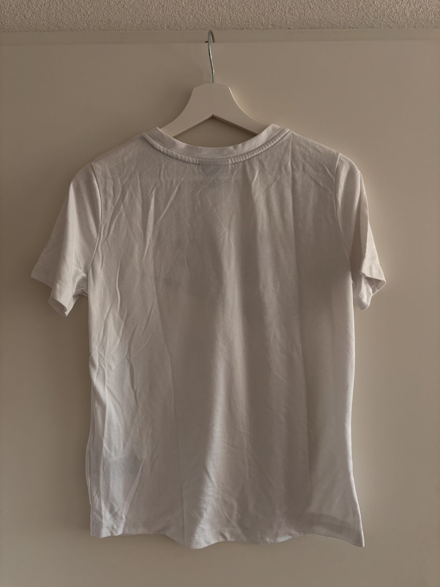 Nike T-shirts: Nike Sportshirt – D'occasion à Lausen par Claudj1 1