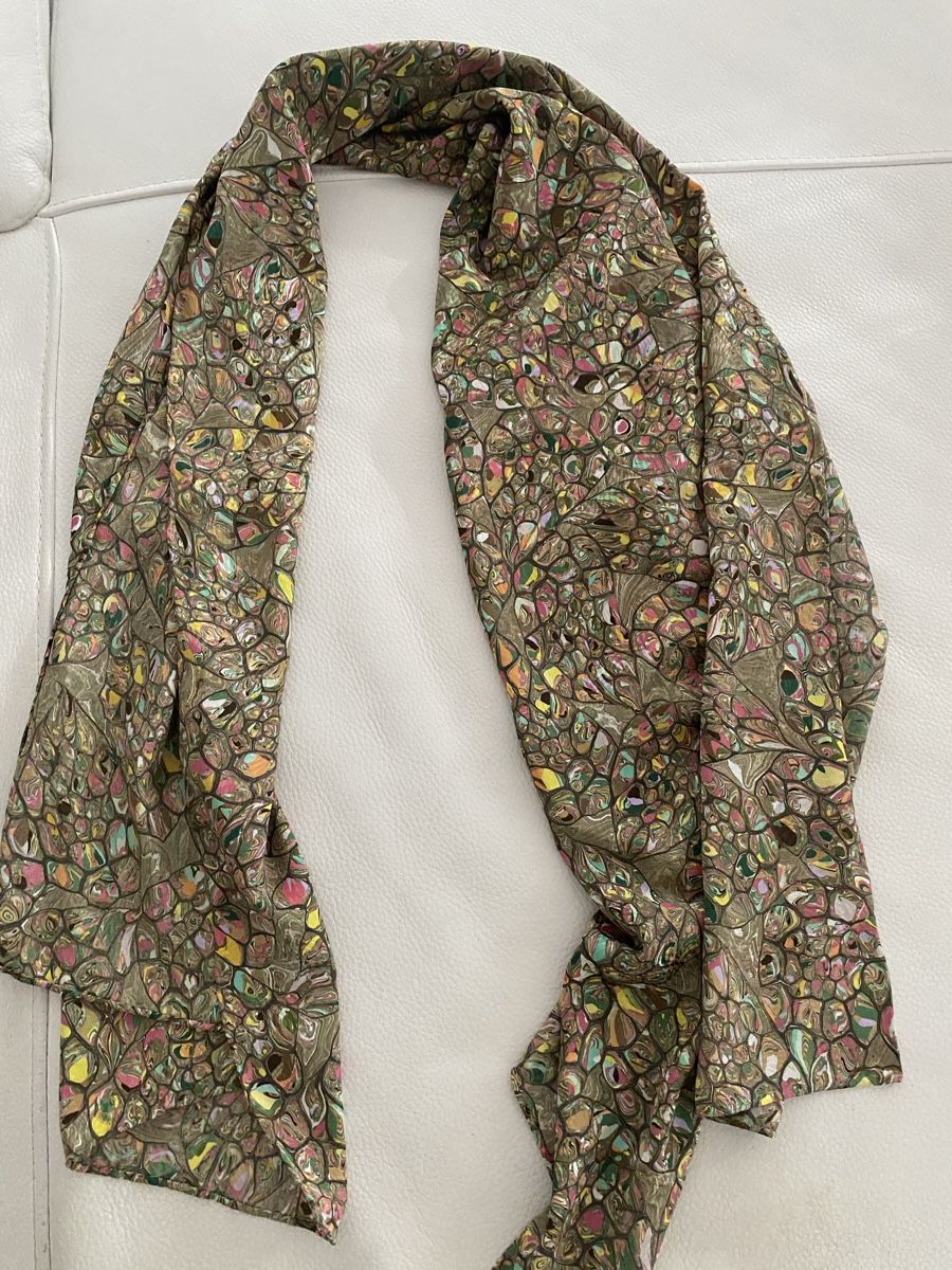 Foulard & Sciarpe: Seiden Schal 🌸 – Usato da Opfikon venduto da Luis144 1