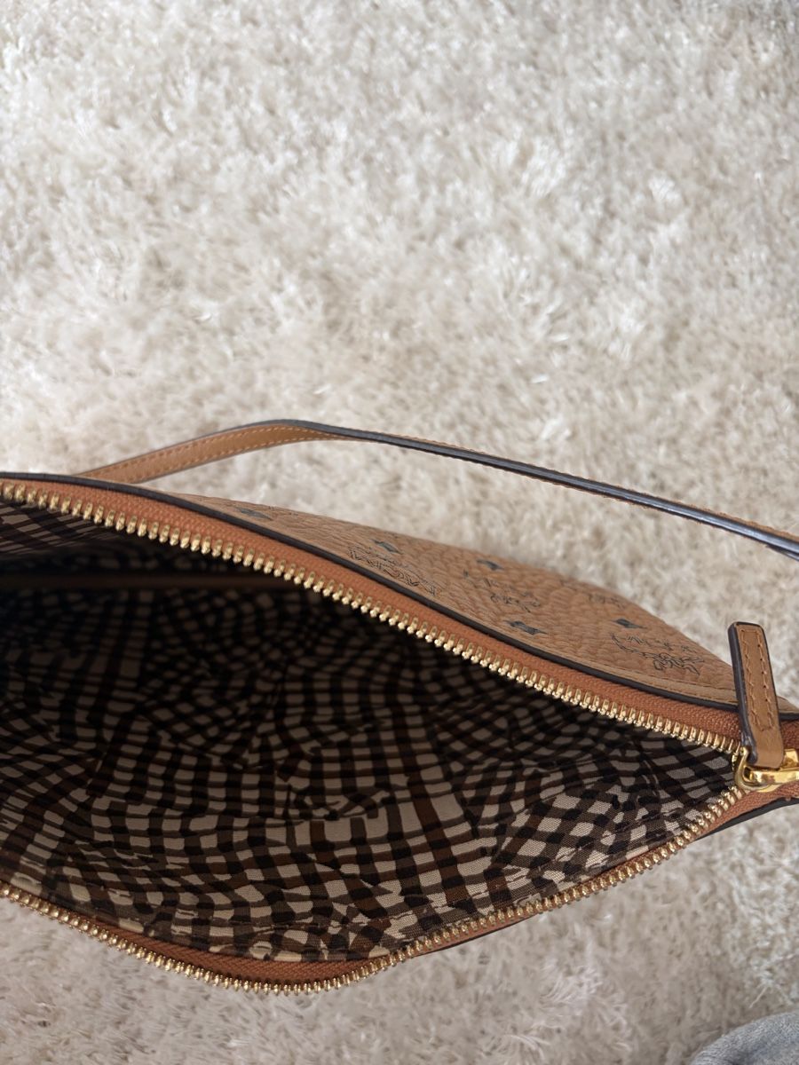 Mcm Borse da donna: MCM Pouch – Usato da Lenzburg venduto da lejlaimamovic 2