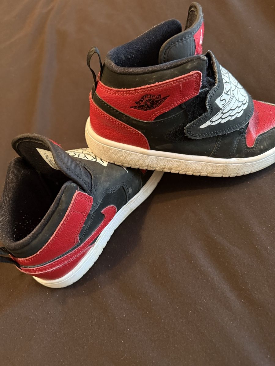 Jordan Scarpe per ragazzi: Chaussures Jordan Sky, Taille 33 – Usato da Monthey venduto da Joseph-29 2