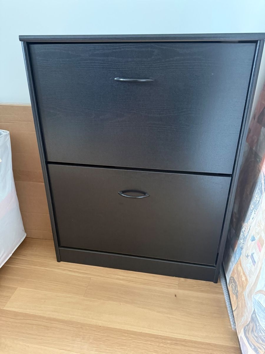 Armoires: Schuhschrank – D'occasion à Reinach BL par Beutling