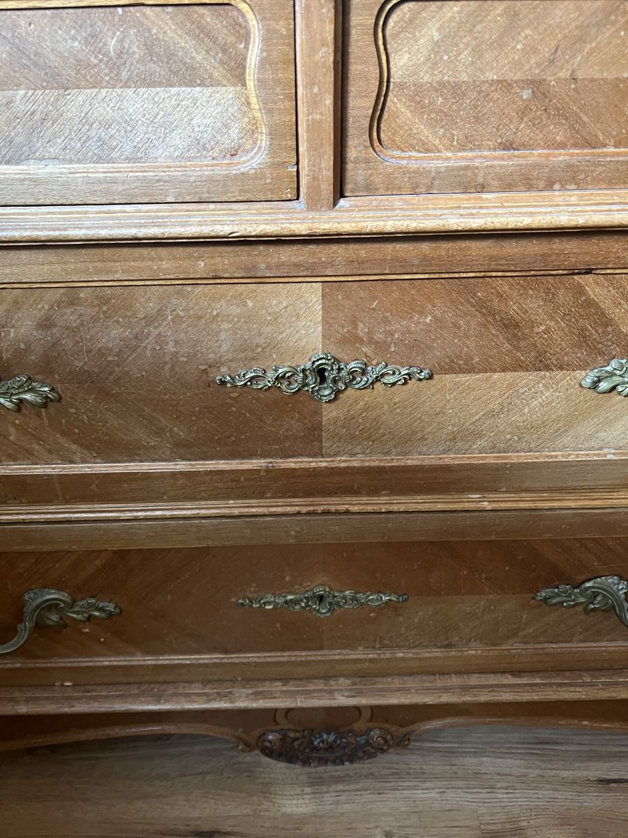 Cassettiere: Antikes Kommode aus Nussbaumholz, Shabby Chic Stil – Usato da Unterkulm venduto da gue_hn6p 3