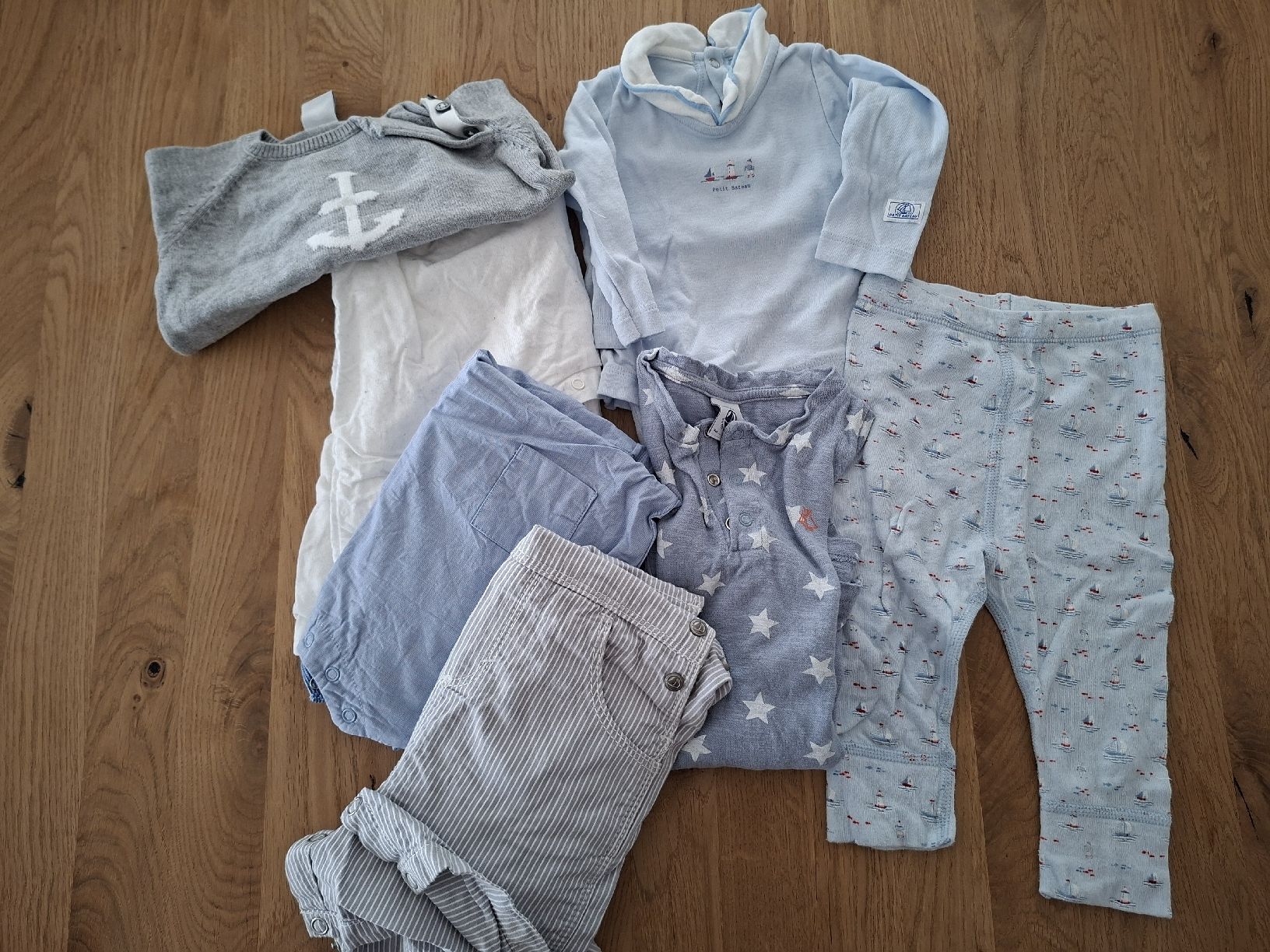 Petit Bateau Lotti & Set di vestiti: Petit Bateau Bundle 6 Monate/67cm – Usato da Frenkendorf venduto da Sir_marlin