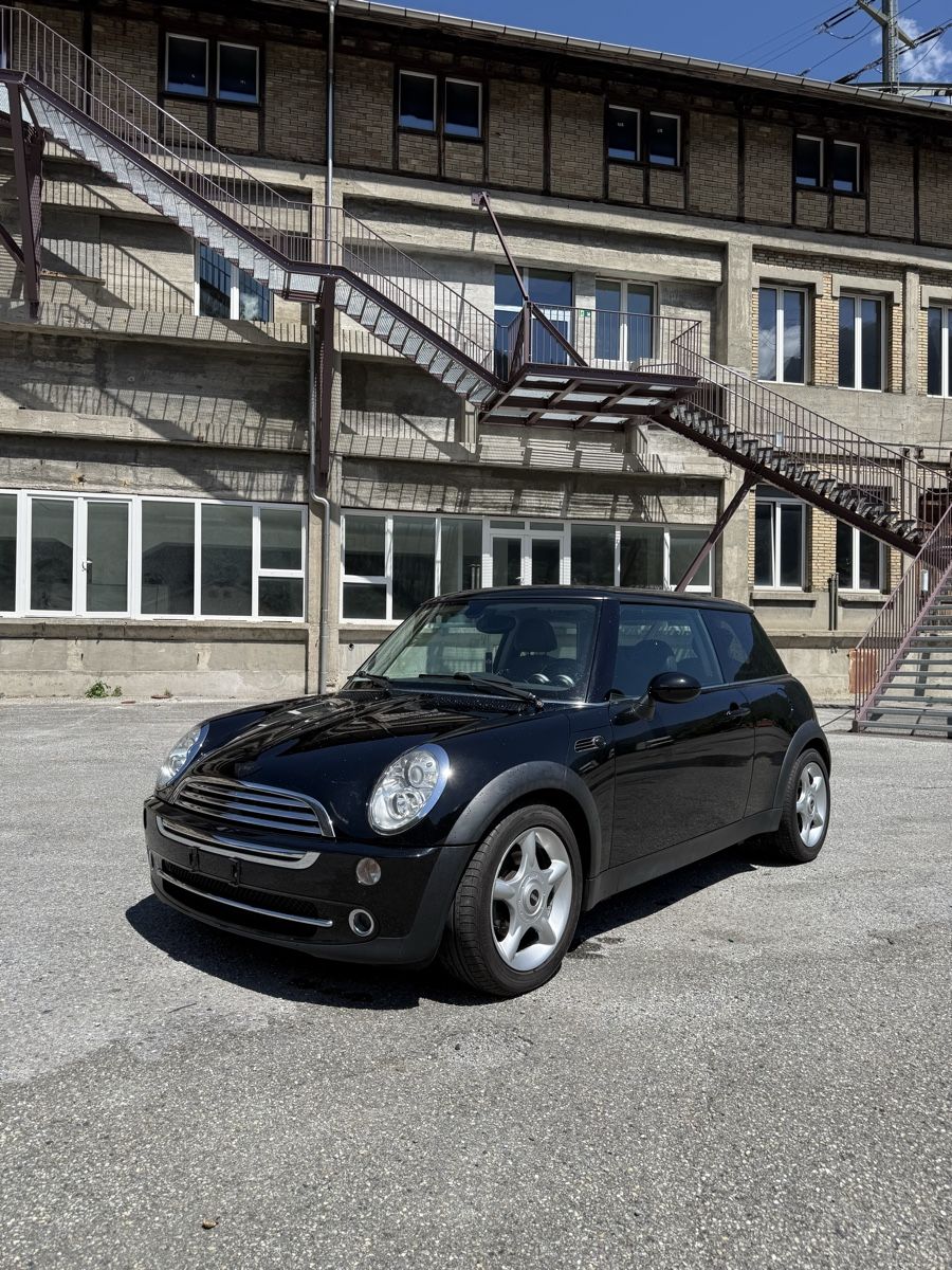 Mini Autos: Mini Cooper 1.6 – D'occasion à Evionnaz par did_sj9c 2