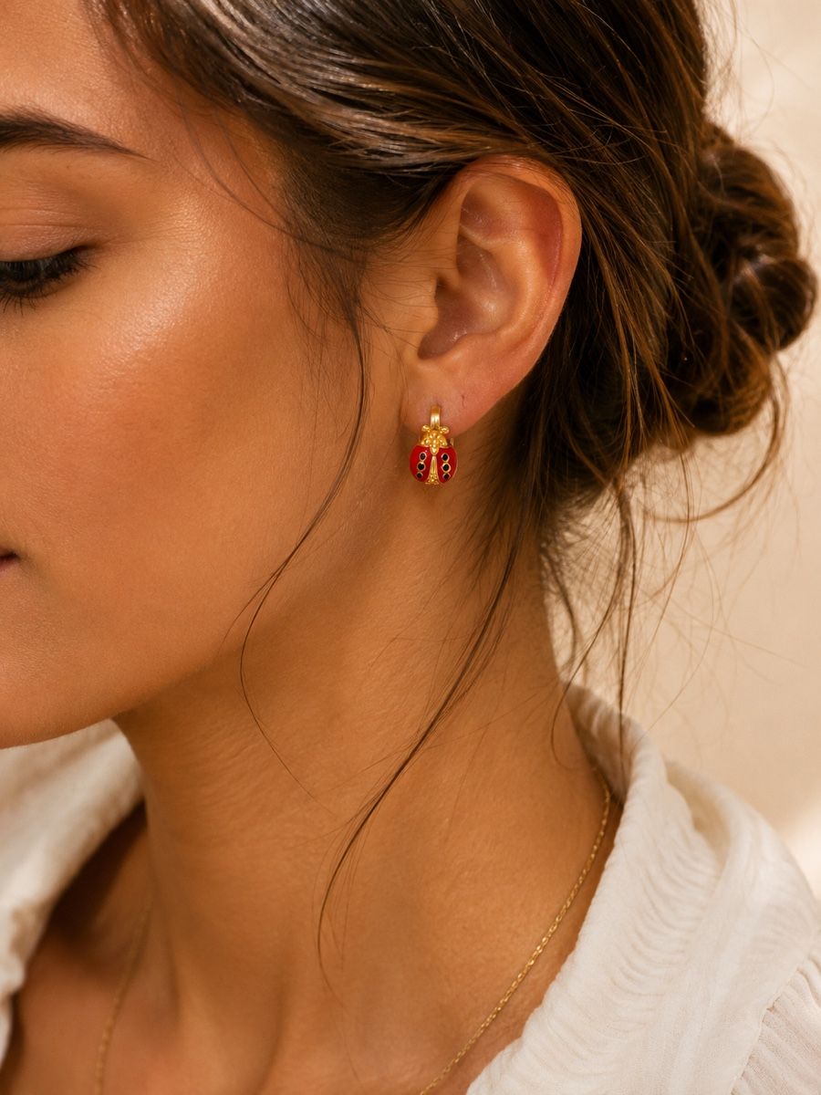 Orecchini pendenti & Orecchini a lobo: Ladybug Hoops – Nuovo e nell'imballaggio originale da Zürich venduto da MML 1