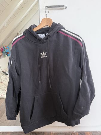 Adidas Hoodie Grösse S, ungetragen