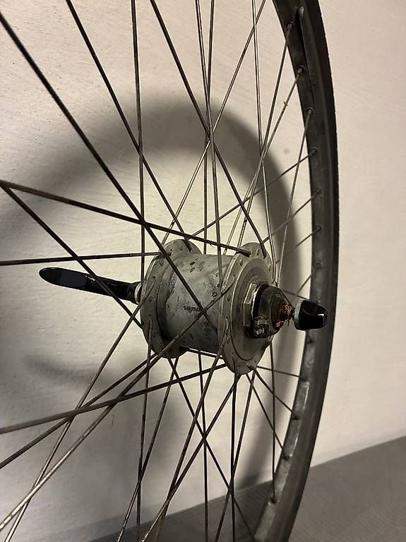 Pièces détachées: Vorderrad 26'' Nabendynamo – D'occasion à Zürich par san_mpf6 1