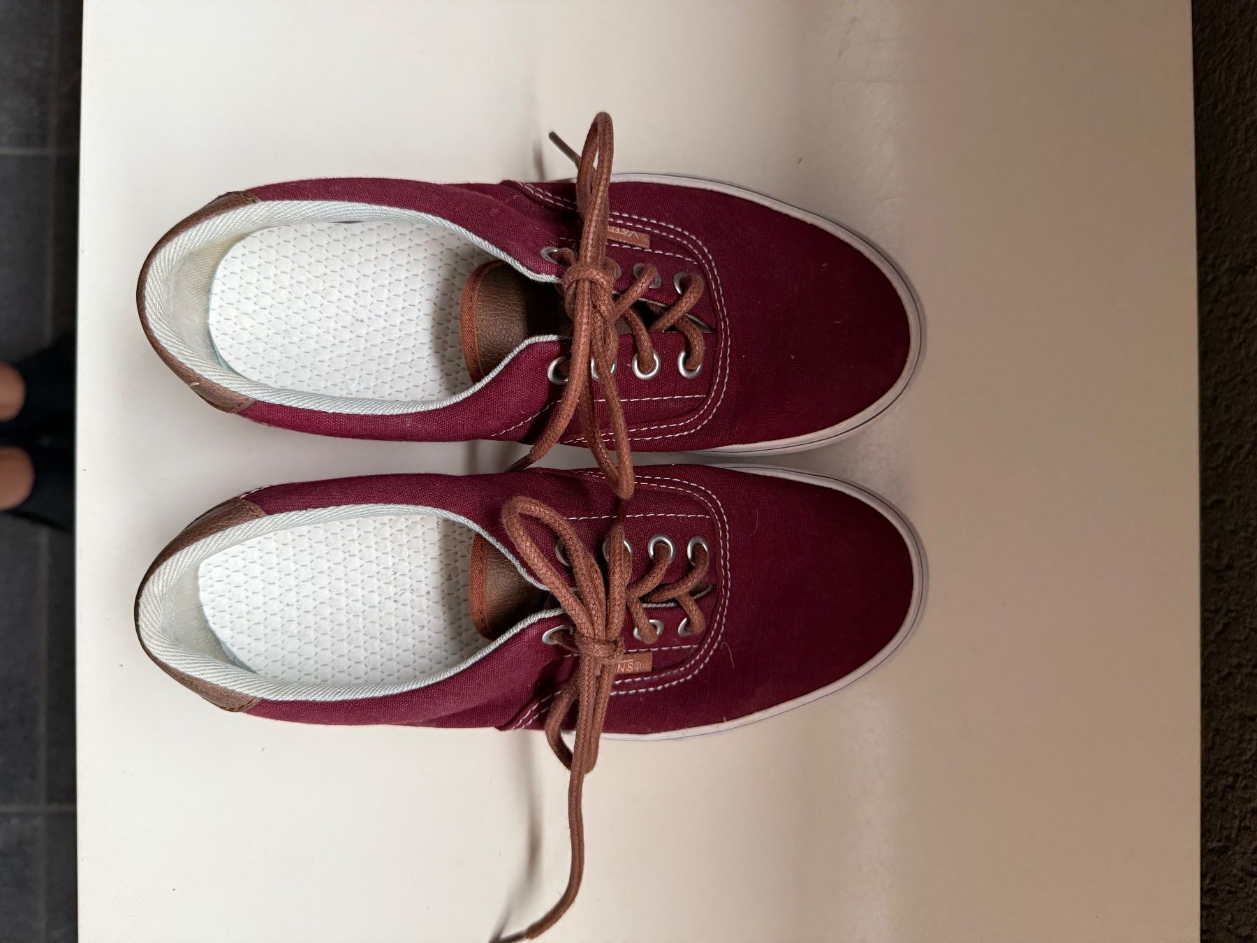 Vans Scarpe da uomo: Vans, bordeaux und braunes leder, Gr. 36 – Usato da Uettligen venduto da Leoniexx 1