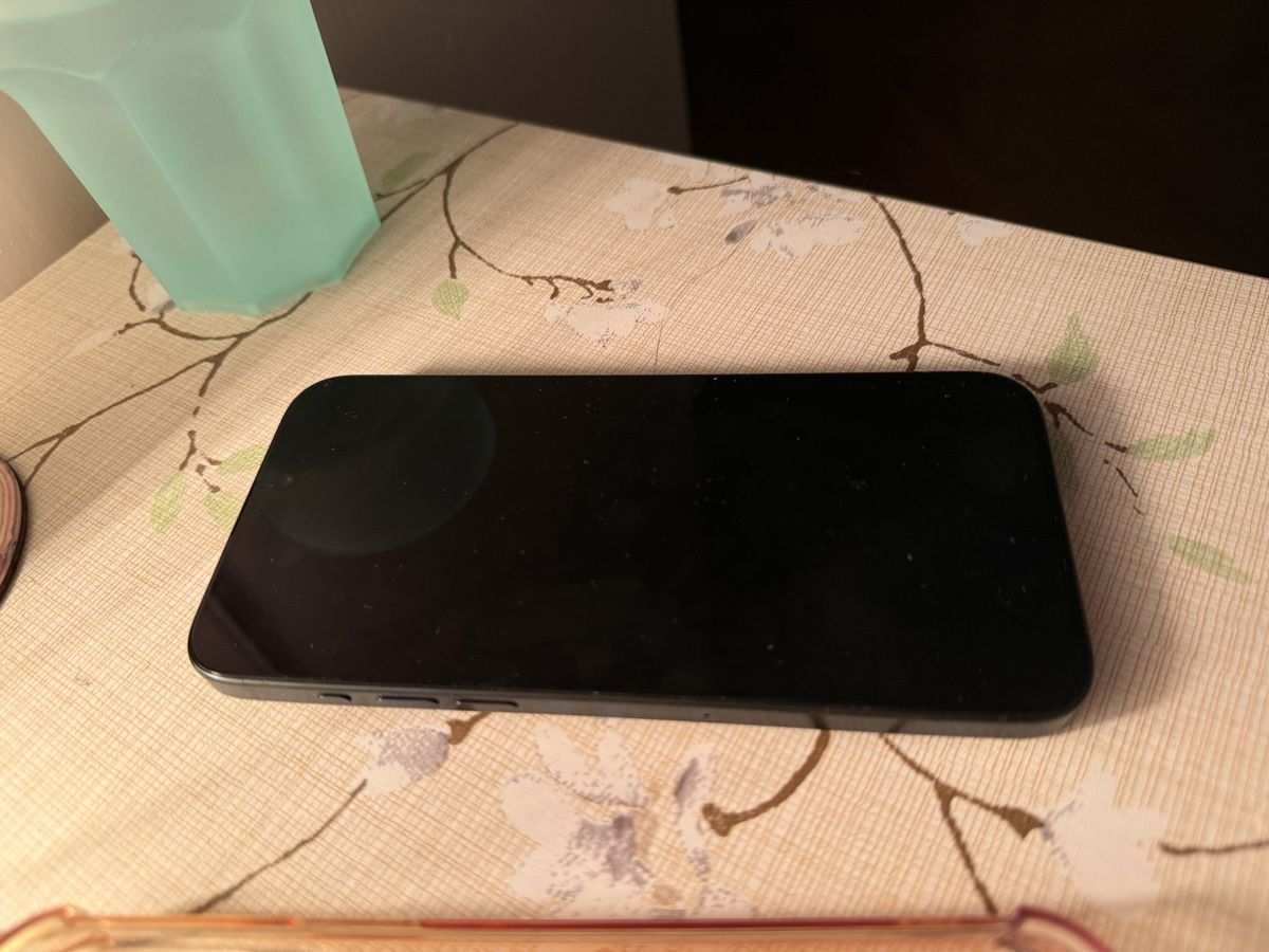Apple Handys / Smartphones: iPhone 15 pro max – Gebraucht aus Bern von mystyle_bern 4