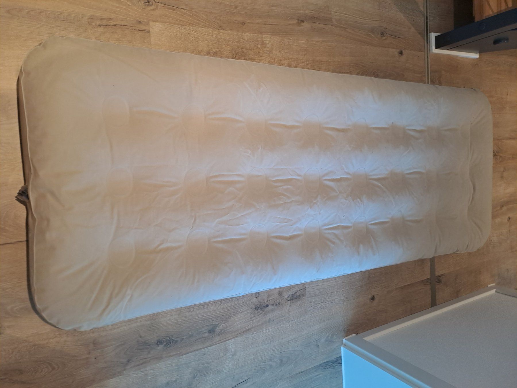 Matratzen: Luftmatratze 180x70cm – Neu (gemäss Beschreibung) aus Nunningen von AngelMagicSaCoCe