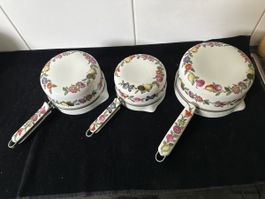 3 Porzellan „Pfännchen“ mit Blumenmuster, 70er Jahre