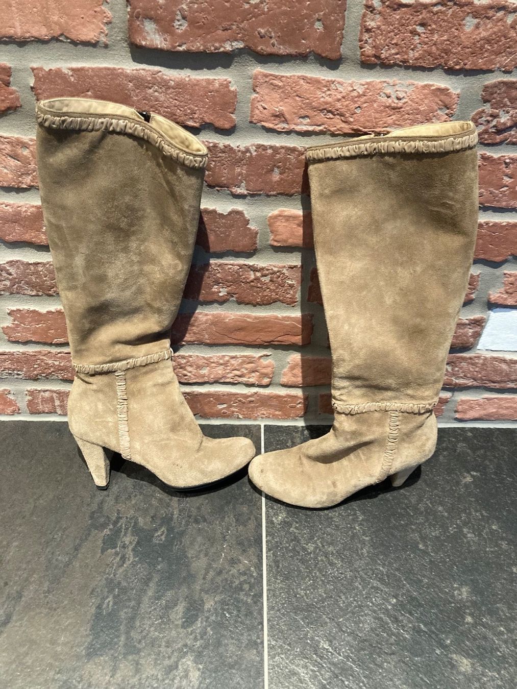 Scarpe da donna: Stiefel – Usato da Rorschach venduto da Loonimuh 1