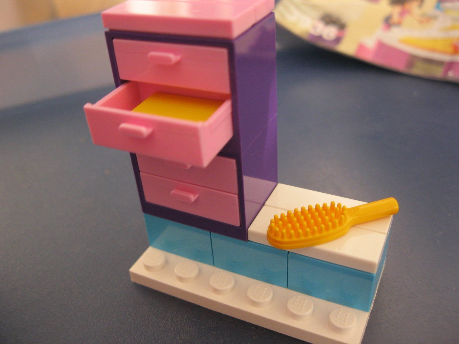 Lego Spielzeuge: Lego Friends 3936 Emmas Design Studio – Gebraucht aus Vitznau von Kateborg 3