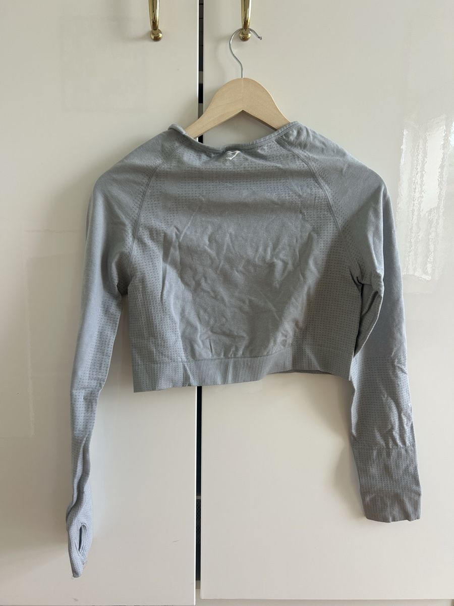 Gymshark Pulls & Sweat-shirts: Gymshark Longsleeve – Neuf (Voir description) à Gwatt (Thun) par viv_k57m 1