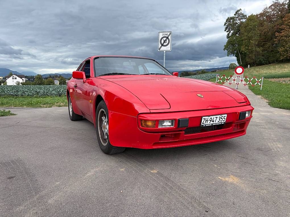 Autos: Porsche 944  technisch top, optisch mit Potenzial – Gebraucht aus Obfelden von FirstResponder