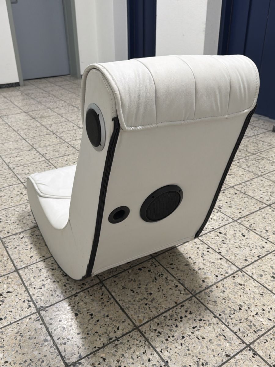 Sedie: Gamingsessel mit Speaker – Usato da Aarau venduto da dario5k 2