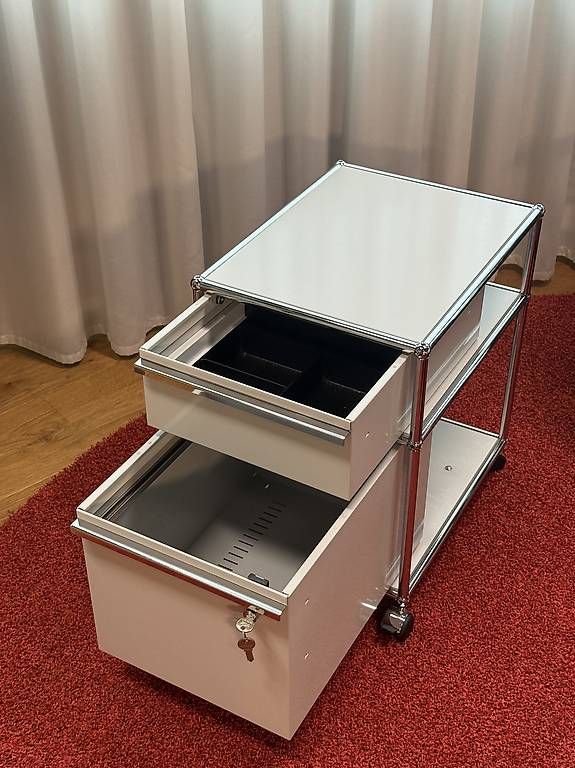 Korpus: USM Haller Korpus Lichtgrau – Gebraucht aus Glattbrugg von q-aderdesign 1