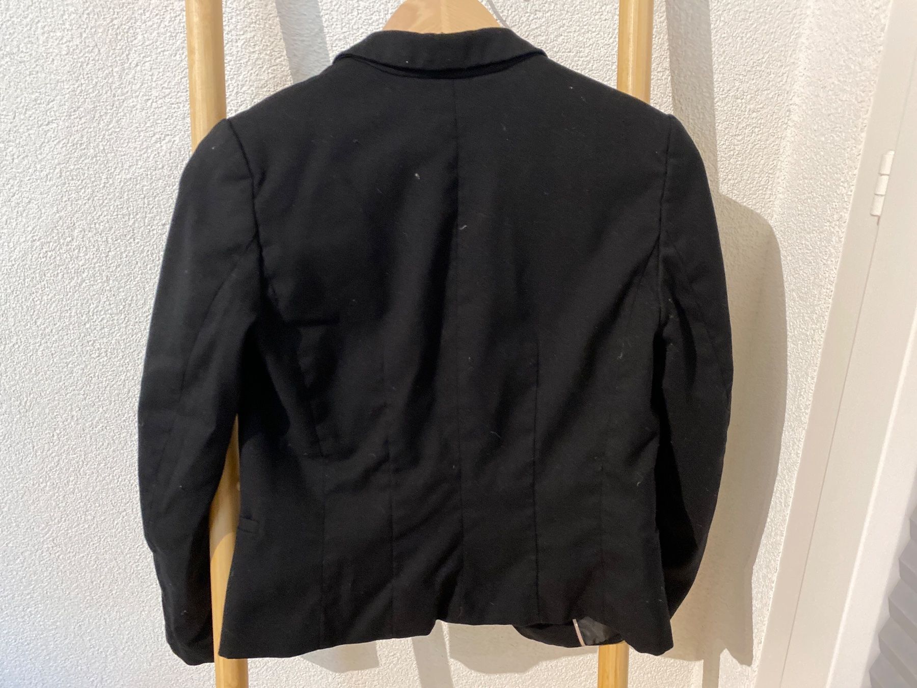 H&M Giacche: Blazer noir H&M taille 36 – Usato da Treyvaux venduto da MLRL 2
