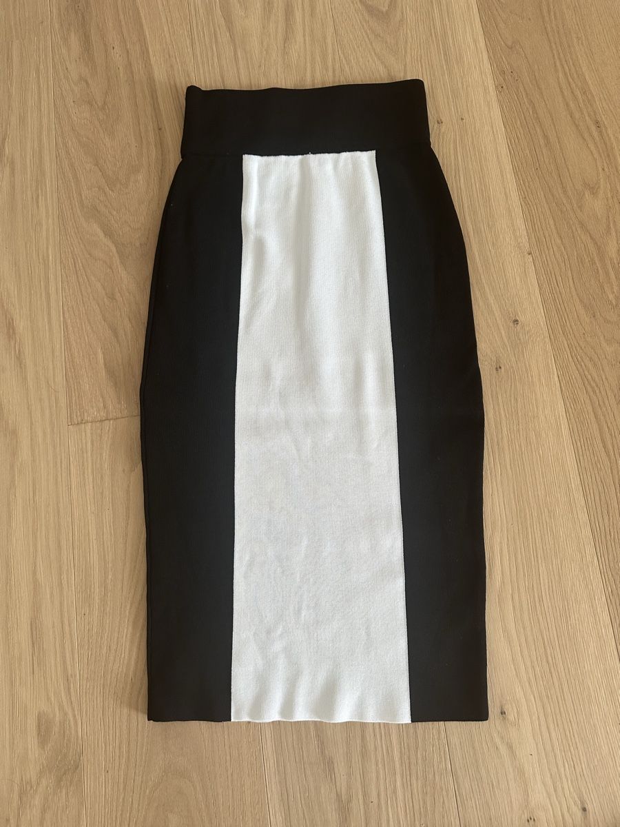 Balmain Gonne: Balmain x H&M Bleistiftrock Grösse 36 – Usato da Wädenswil venduto da Ktodat 1