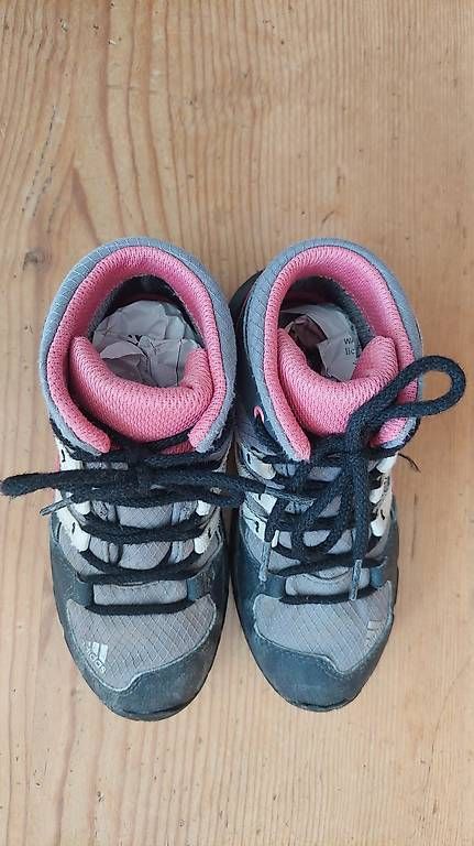 Adidas Scarpe per ragazzi: Adidas Wanderschuhe / Outdoorschuhe – Usato da Schaffhausen venduto da nps 2